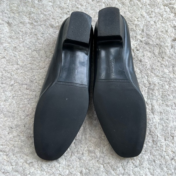 Trotters Doris Black Leather Block Heel Pumps Size 11M - Picture 5 of 10